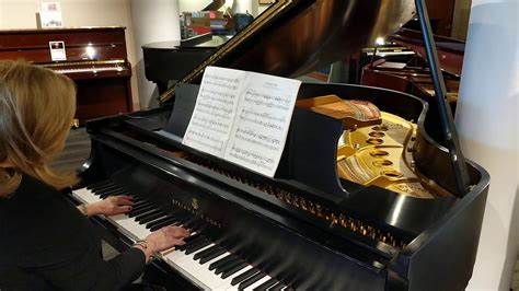 Steinway & Sons Model M Grand Piano (1976)